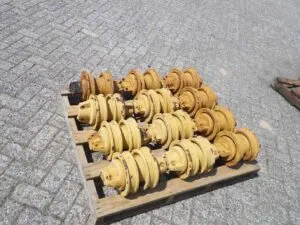 Caterpillar d4d/d4e rollers
