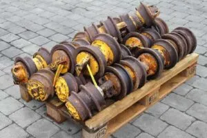 Rollers for hanomag d600 bulldozer