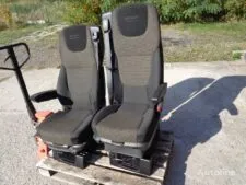 Driver and passenger seats DAF XF105/106