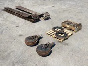 Liebherr r944 track and component set