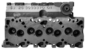 Cummins 4bt3. 9 engine cylinder head 3933370
