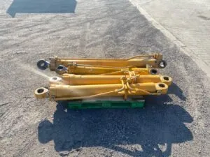 Yellow hydraulic cylinder for liebherr r944 excavator