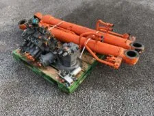 Hydraulic Components for Hitachi EX350 Excavator
