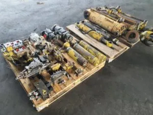 Hydraulic components for komatsu wa470-3 – hydraulic cylinders and pumps
