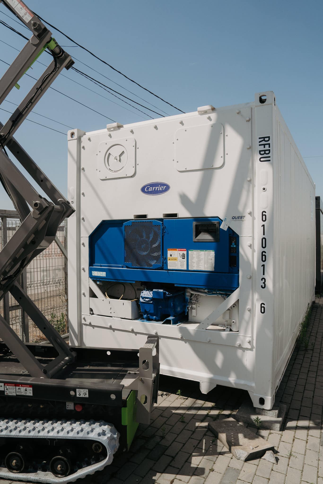 Reconditioned 12-meter refrigerated container Carrier Royal DRU