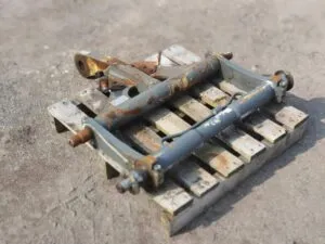 Quick coupling for volvo l508 – used industrial equipment