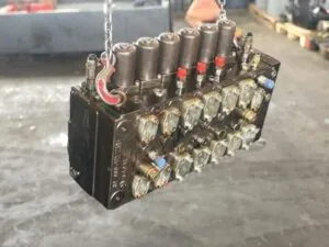 Hydraulic distributor for kobelco sk210 excavator