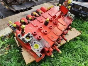 Hydraulic distributor for excavator ok rh 8