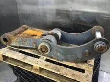 Excavator arm link Liebherr 924