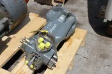 Liebherr R924 Compact Hydraulic Motor