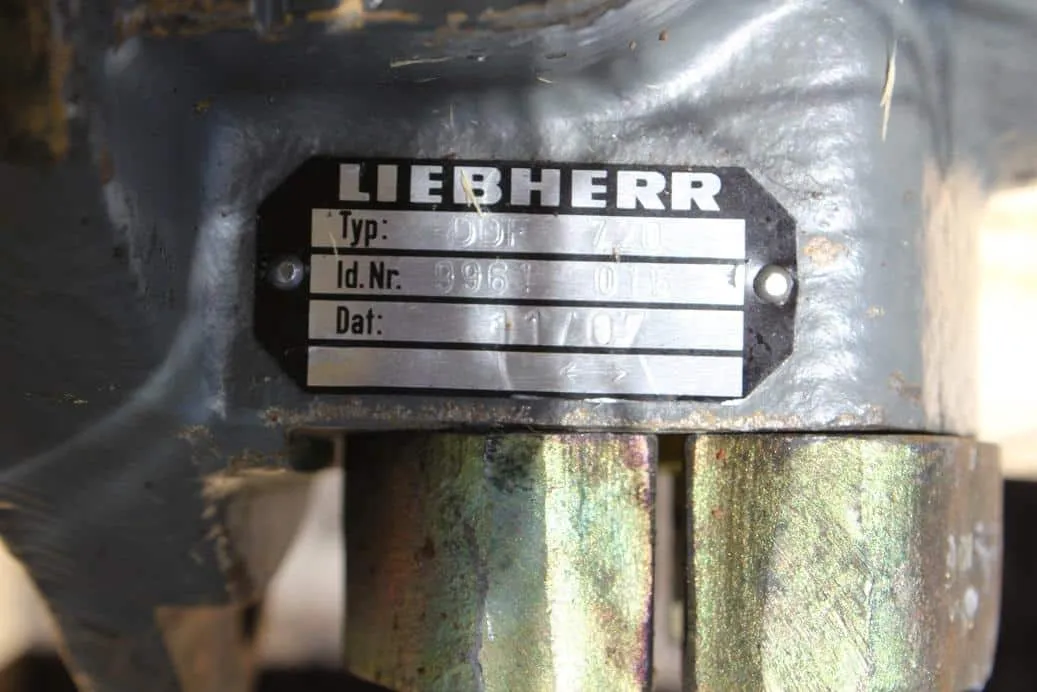 Liebherr R924 Compact Hydraulic Motor