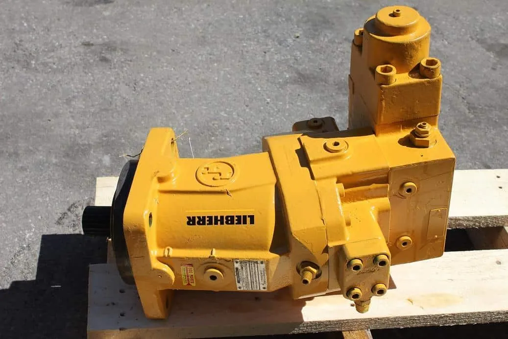 Liebherr A900B hydraulic motor