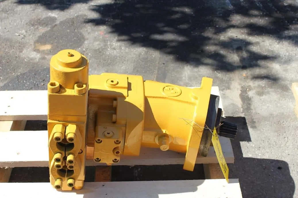 Liebherr A900B hydraulic motor