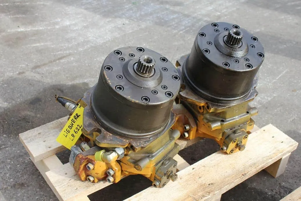Hydraulic motor for Liebherr LR 622 bulldozer