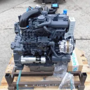 Kubota v3307 engine – 4 cylinders