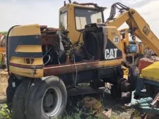 We are dismantling Caterpillar CAT 321D Wheeled Excavator