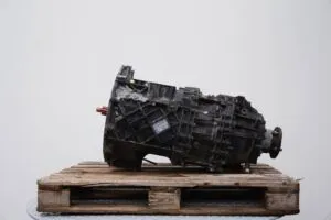 Complete gearbox man zf 12as2130dd – side view on pallet